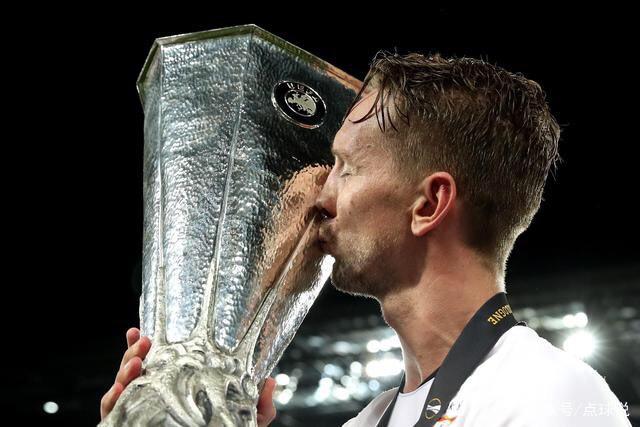 鹈鹕险胜无杜兰特太阳终结9连败 灰熊险胜国王